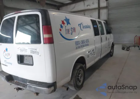 2004 GMC Savana Standard from USA, damaged, VIN 1GTHG39U741164268